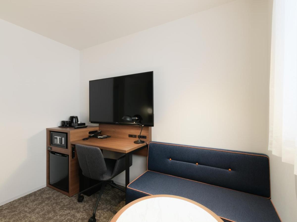 Comfort Hotel Jokkaiči Exteriér fotografie